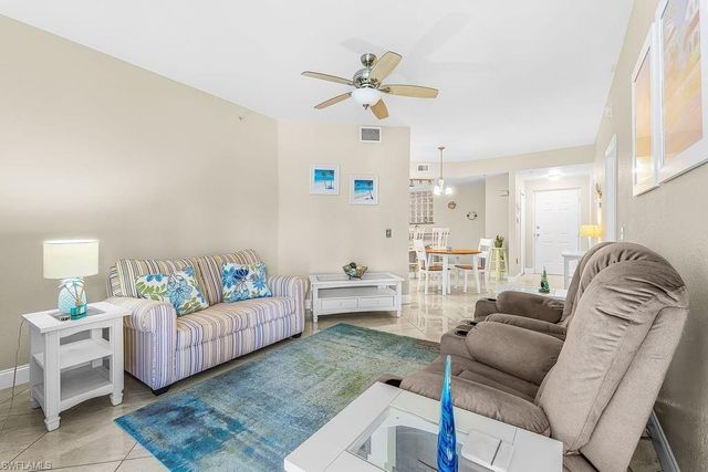 12505 McGregor BLVD 107, Fort Myers, FL 33919