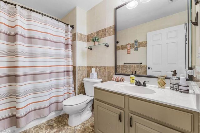 12505 McGregor BLVD 107, Fort Myers, FL 33919