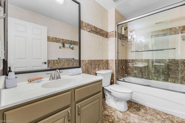 12505 McGregor BLVD 107, Fort Myers, FL 33919