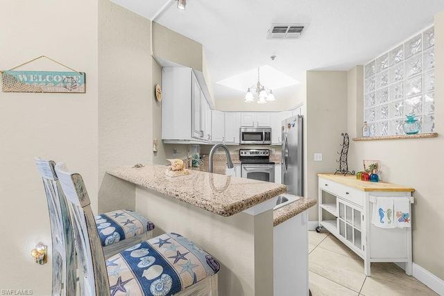 12505 McGregor BLVD 107, Fort Myers, FL 33919