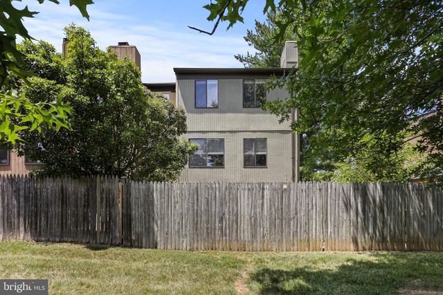 10667 MUIRFIELD DR, Potomac, MD 20854