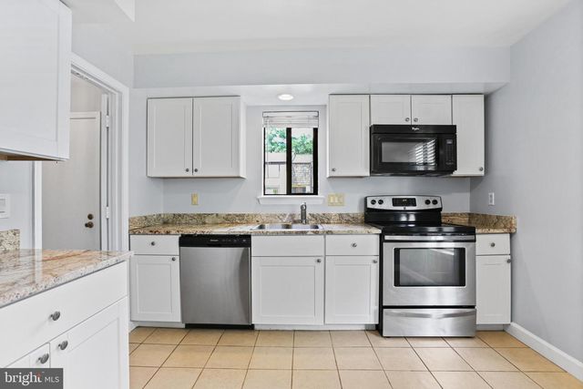 10667 MUIRFIELD DR, Potomac, MD 20854
