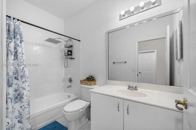 10743 NW 78th Terrace, Doral, FL 33178