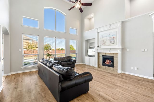 8716 Brook Hollow Drive, Mckinney, TX 75072
