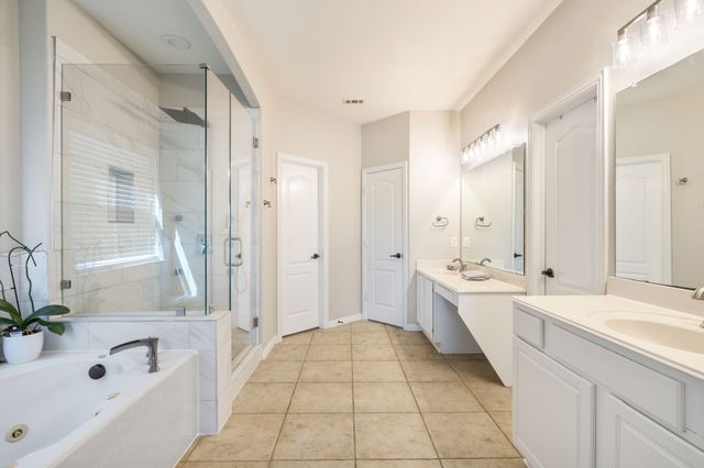 8716 Brook Hollow Drive, Mckinney, TX 75072