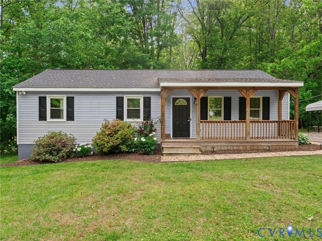 2335 Ridge Rd, Powhatan, VA 23139