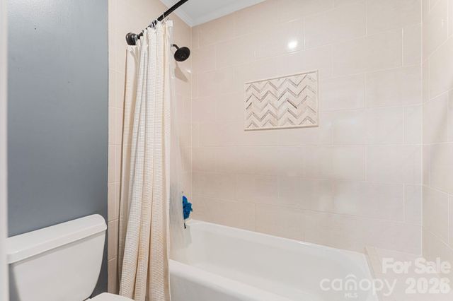 1006 Chelsea Place, Matthews, NC 28105