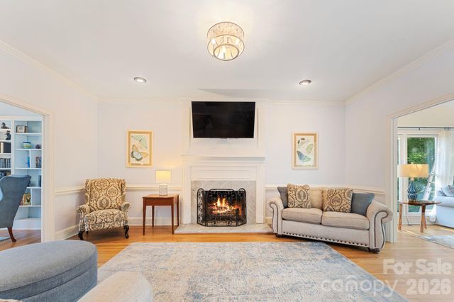 1006 Chelsea Place, Matthews, NC 28105