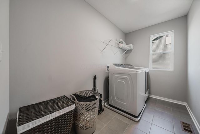 6548 White Star Drive, Powell, OH 43065
