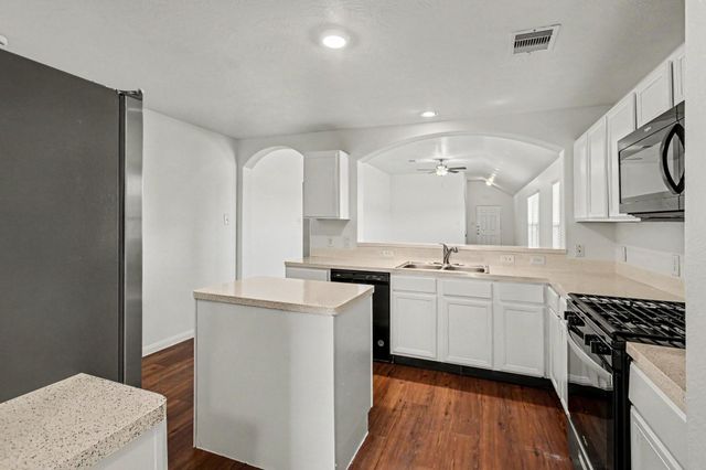 2710 Bammelwood Drive, Houston, TX 77014