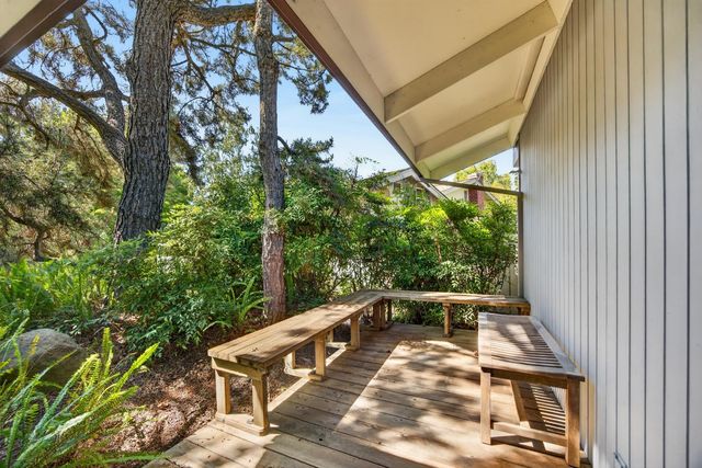 6301 Longridge Way, Sacramento, CA 95831
