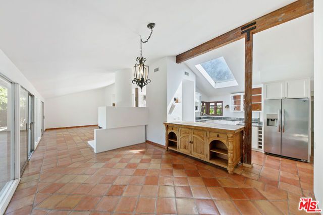 6328 Frondosa Drive, Malibu, CA 90265