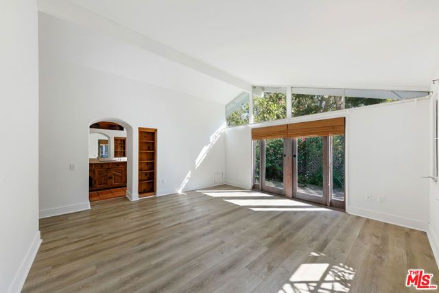 6328 Frondosa Drive, Malibu, CA 90265