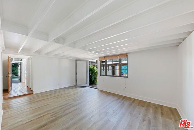 6328 Frondosa Drive, Malibu, CA 90265