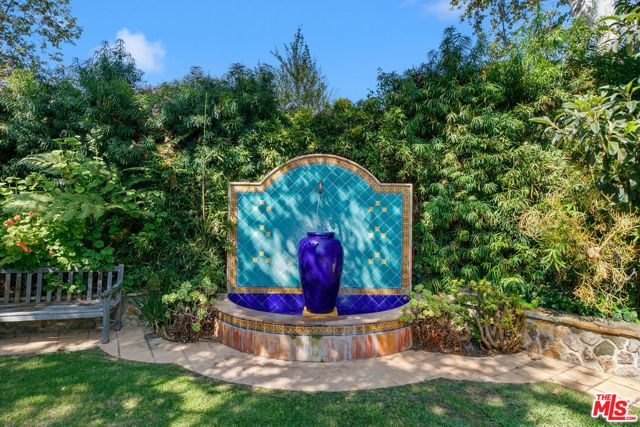 6328 Frondosa Drive, Malibu, CA 90265