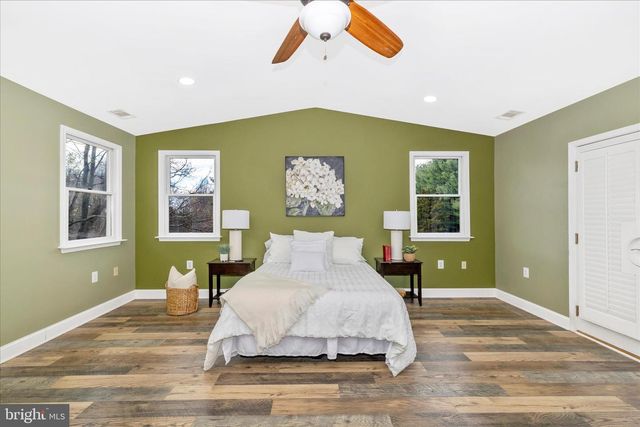 11378 CANARY DR, Ijamsville, MD 21754