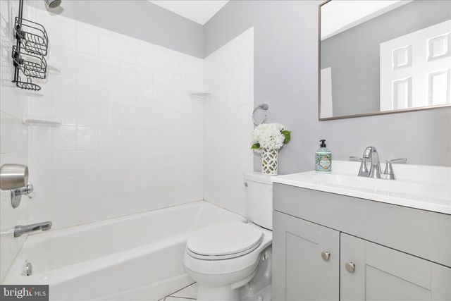 11378 CANARY DR, Ijamsville, MD 21754