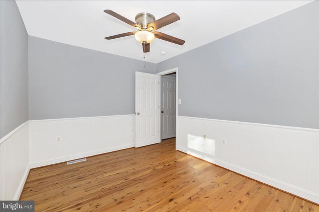 11378 CANARY DR, Ijamsville, MD 21754