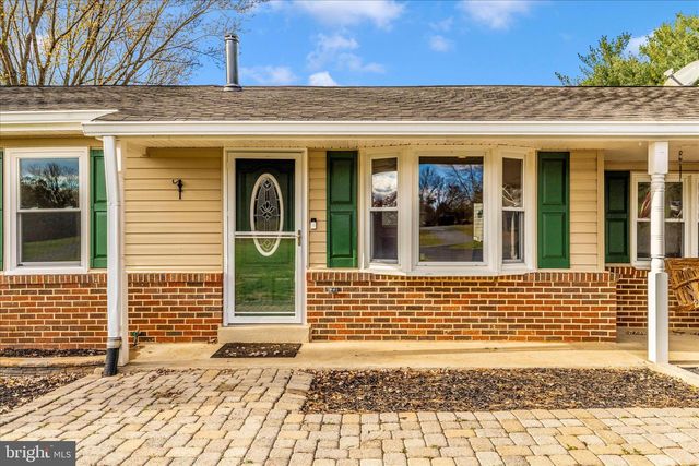 11378 CANARY DR, Ijamsville, MD 21754