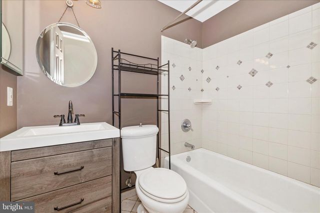 11378 CANARY DR, Ijamsville, MD 21754