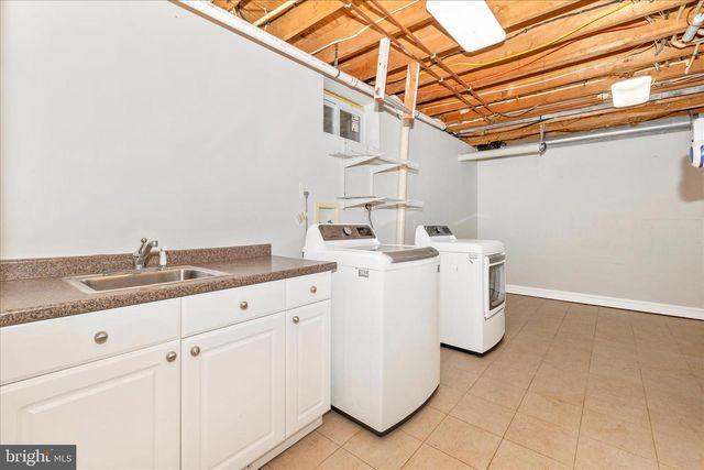 11378 CANARY DR, Ijamsville, MD 21754