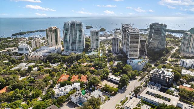 3101 SW 27th Ave 204, Miami, FL 33133