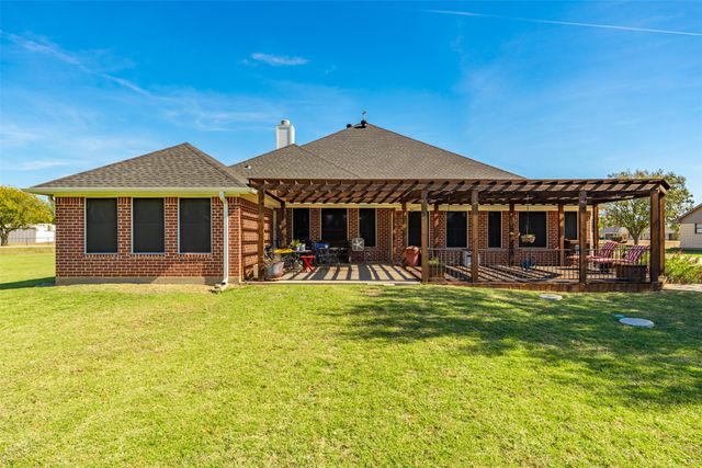 11306 Jennifer Circle, Sanger, TX 76266