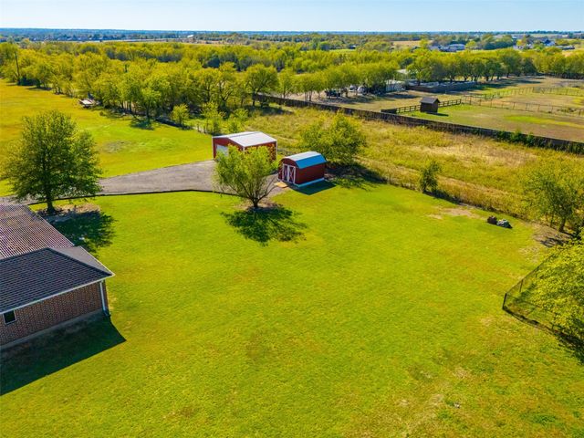 11306 Jennifer Circle, Sanger, TX 76266