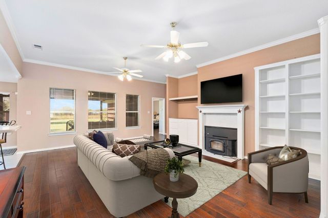 11306 Jennifer Circle, Sanger, TX 76266