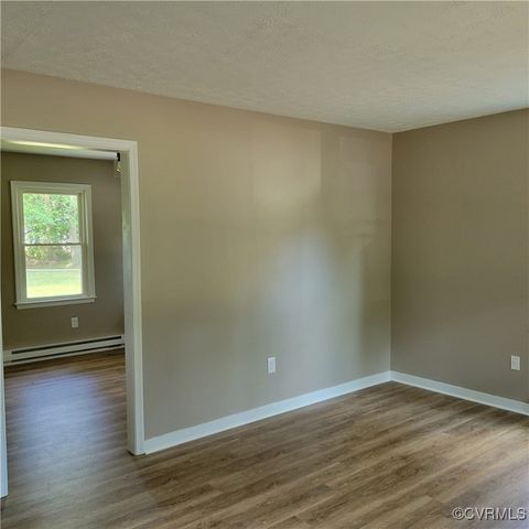 3017 Wright Rd, Petersburg, VA 23805