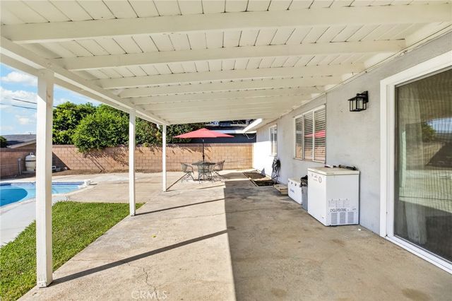 645 S Eastbury Avenue, Covina, CA 91723