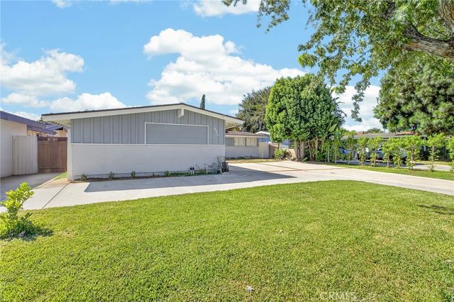 645 S Eastbury Avenue, Covina, CA 91723