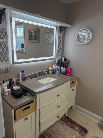 58975 Obier Ave, Plaquemine, LA 70764