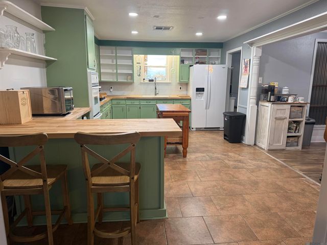 58975 Obier Ave, Plaquemine, LA 70764