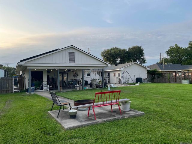 58975 Obier Ave, Plaquemine, LA 70764