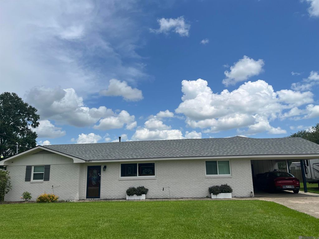 58975 Obier Ave, Plaquemine, LA 70764