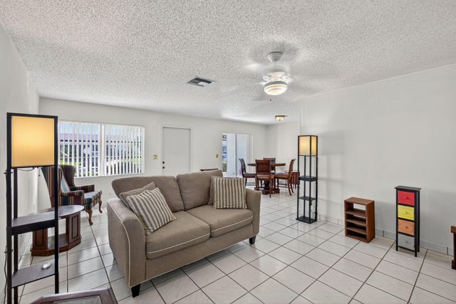3411 Americo Drive, West Palm Beach, FL 33417