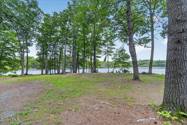 128 Pedrick Road, Gloversville, NY 12078