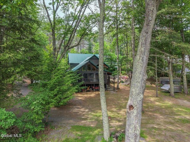 128 Pedrick Road, Gloversville, NY 12078