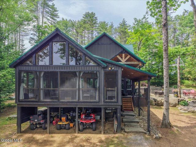 128 Pedrick Road, Gloversville, NY 12078