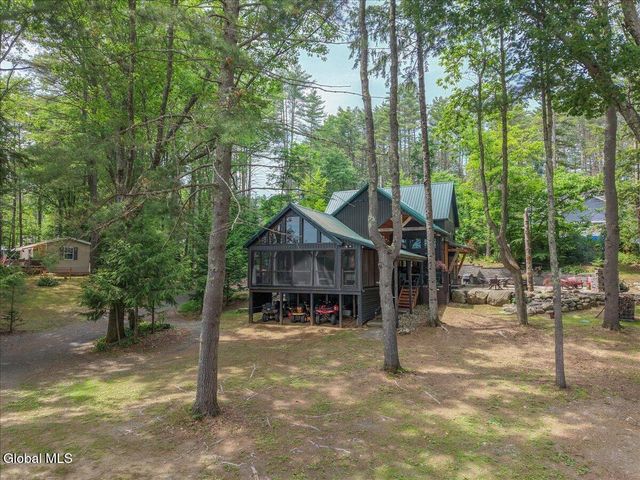 128 Pedrick Road, Gloversville, NY 12078