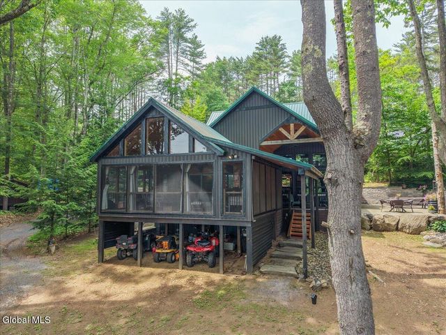 128 Pedrick Road, Gloversville, NY 12078