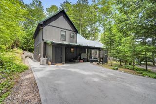 128 Pedrick Road, Gloversville, NY 12078