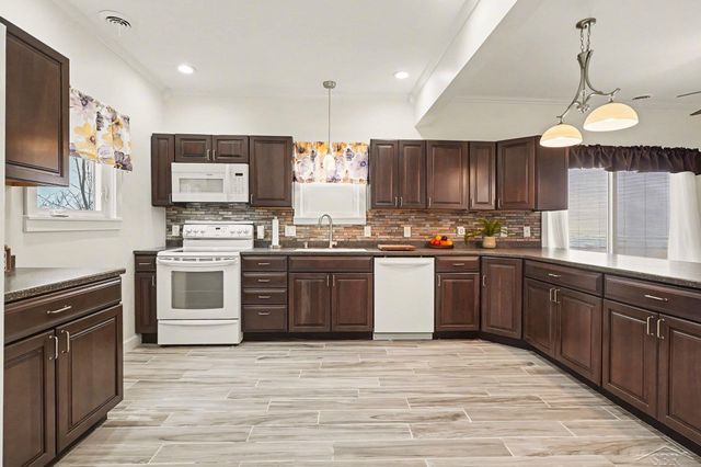 667 Bay Road, Bangor Twp, MI 48706