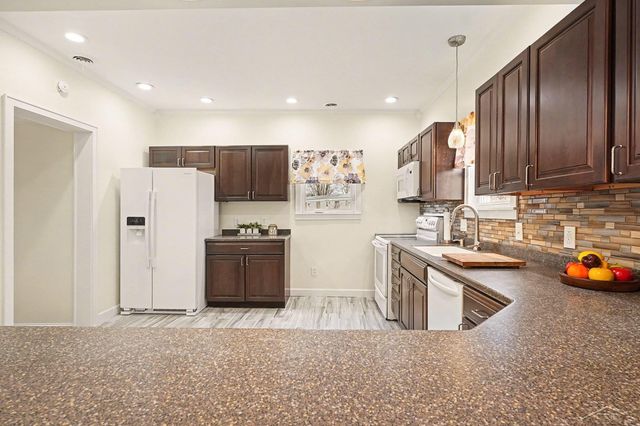 667 Bay Road, Bangor Twp, MI 48706