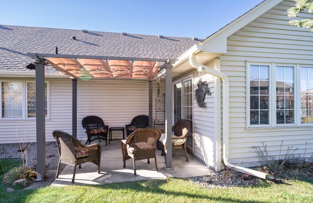 3233 Northdale Lane NW, Coon Rapids, MN 55448