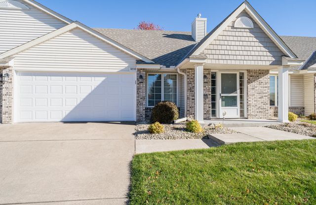 3233 Northdale Lane NW, Coon Rapids, MN 55448
