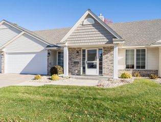 3233 Northdale Lane NW, Coon Rapids, MN 55448