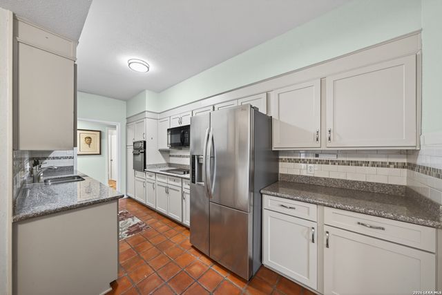 3678 Hidden Dr Apt 904, San Antonio, TX 78217