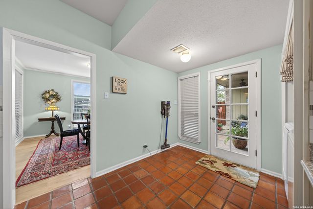 3678 Hidden Dr Apt 904, San Antonio, TX 78217
